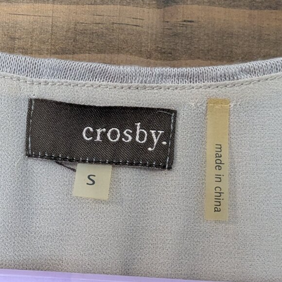 Crosby Women's Sleeveless Double Layer Hem Knit Top. Size Small - Picture 2 of 5